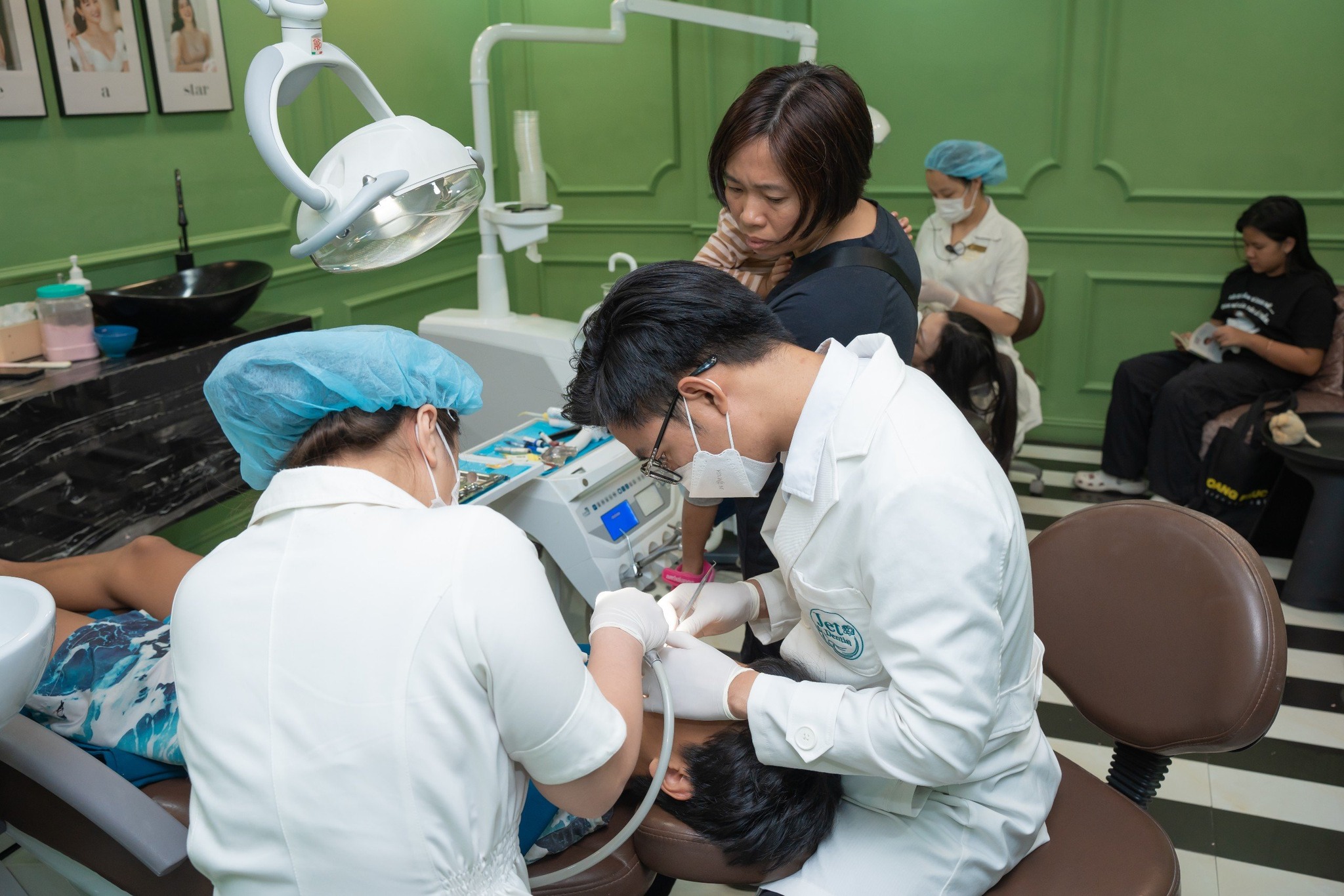 Jet Dentist cơ sở Sài Gòn