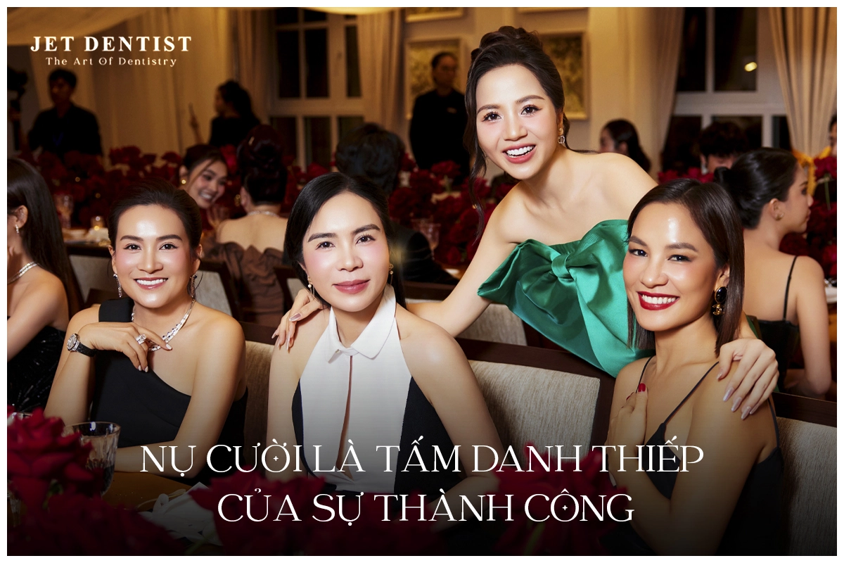 NỤ CƯỜI LÀ TẤM DANH THIẾP CỦA THÀNH CÔNG